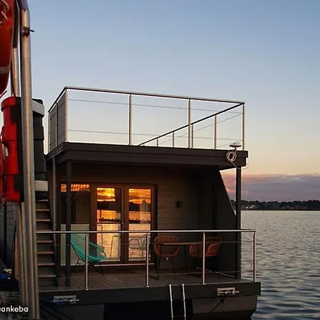 Dom wakacyjny Hausboot Bikini Mit Dachterrasse In Am Ostseefjord Schlei *