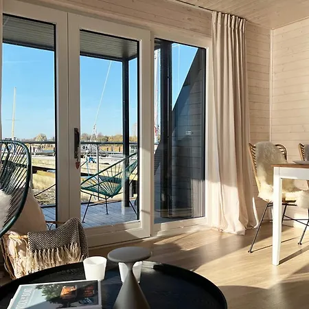 Hausboot Bikini Mit Dachterrasse In Am Ostseefjord Schlei * Szlezwik
