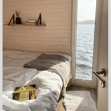 Hausboot Bikini Mit Dachterrasse In Am Ostseefjord Schlei Dom wakacyjny *