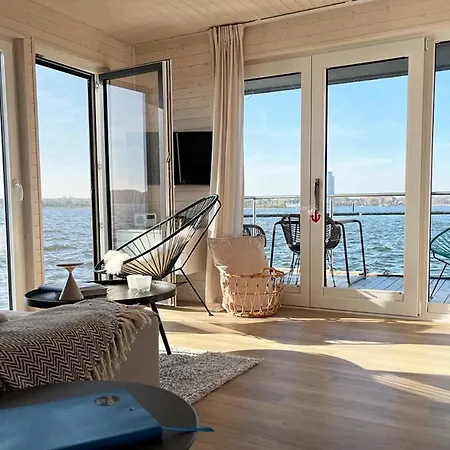 Hausboot Bikini Mit Dachterrasse In Am Ostseefjord Schlei Szlezwik