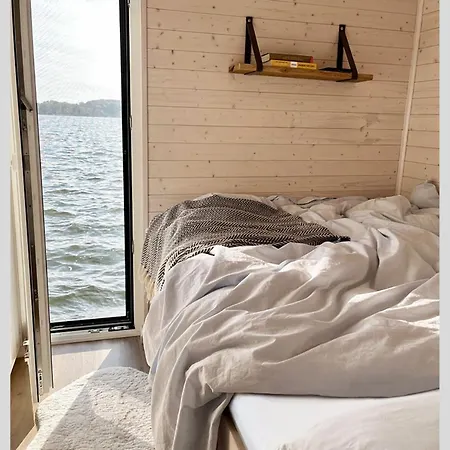 Hausboot Bikini Mit Dachterrasse In Am Ostseefjord Schlei Dom wakacyjny *